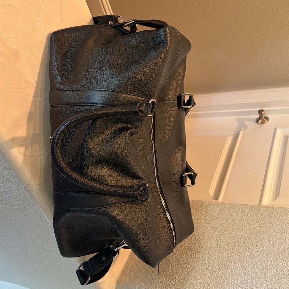 Leather duffel bag - black